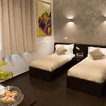 Konukevi Chroma Italy - Chroma Pente 4*