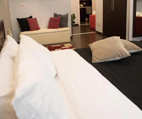 Гостевой дом Chroma Italy - Chroma Pente